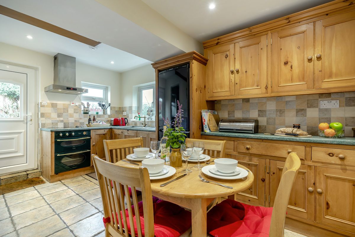 Bramblewick Cottage, listing photograph 3