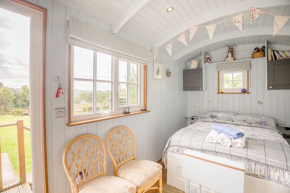 Nancy's Shepherds Hut, listing photograph 7