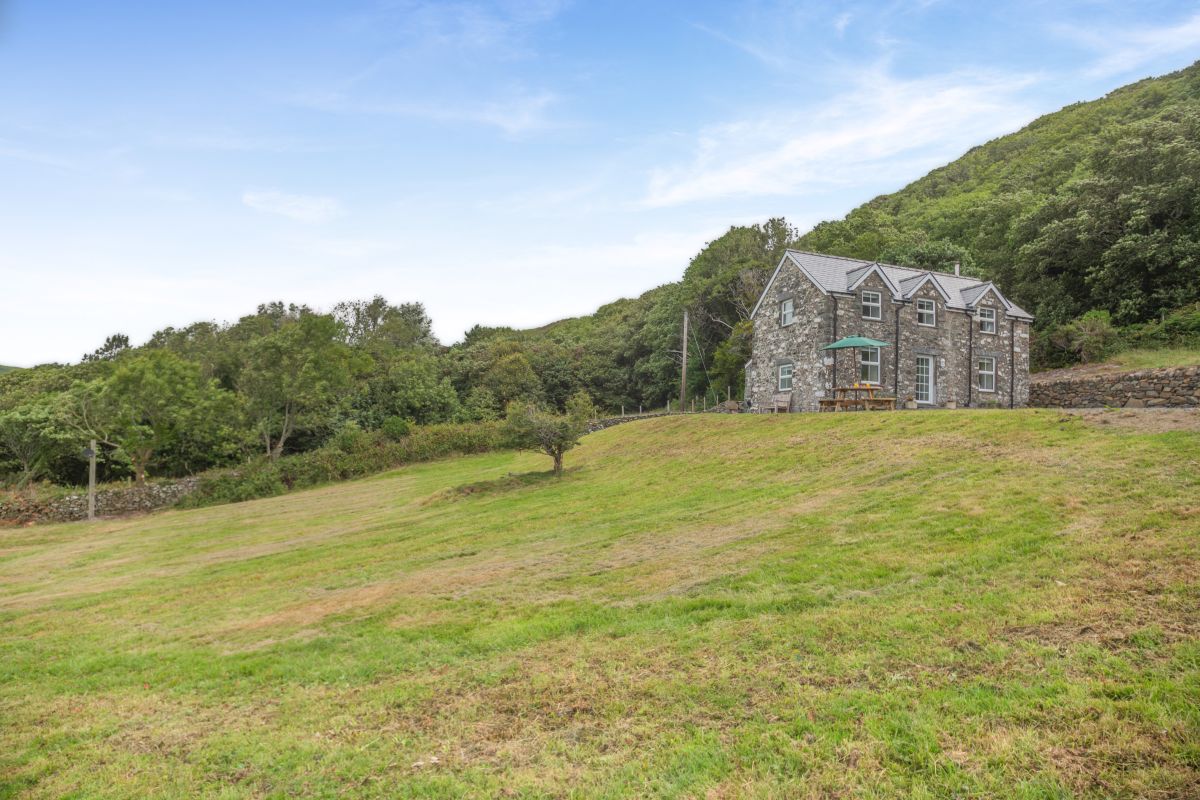 Bronclydwr Cottage, listing photograph 7