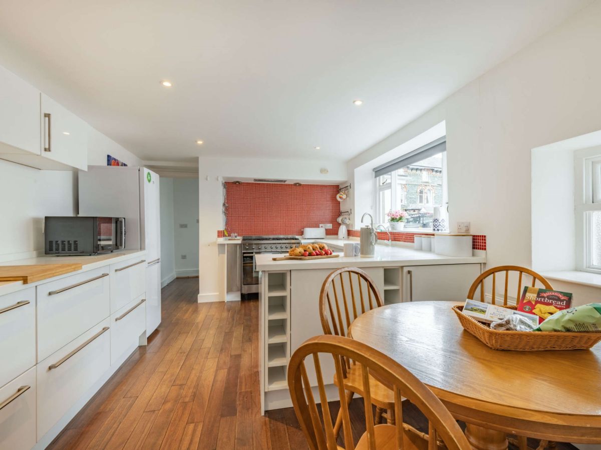 Eskin House, listing photograph 4
