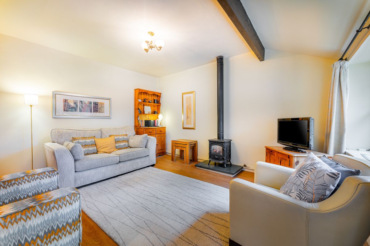 Studio Cottage, listing photograph 3