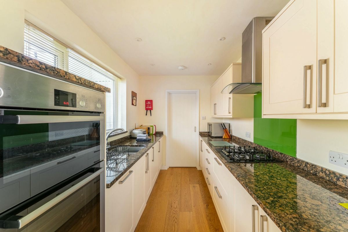 Green Moss, listing photograph 11