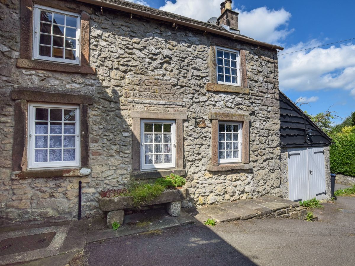 Yew Cottage - Winster