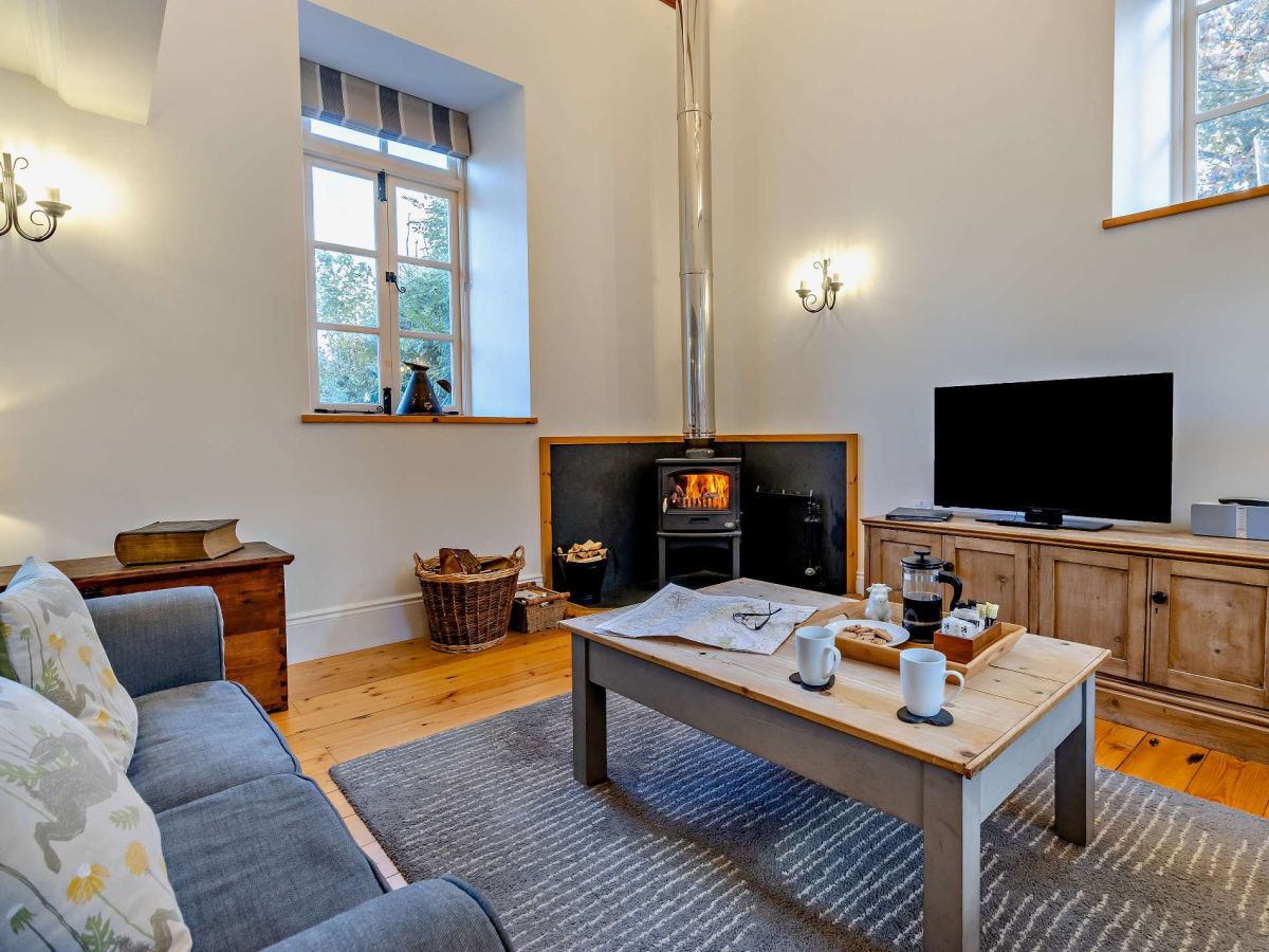 Chapel Cottage - Painscastle, listing photograph 4