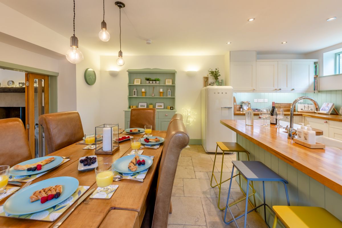 The Cottage in Lea, listing photograph 8