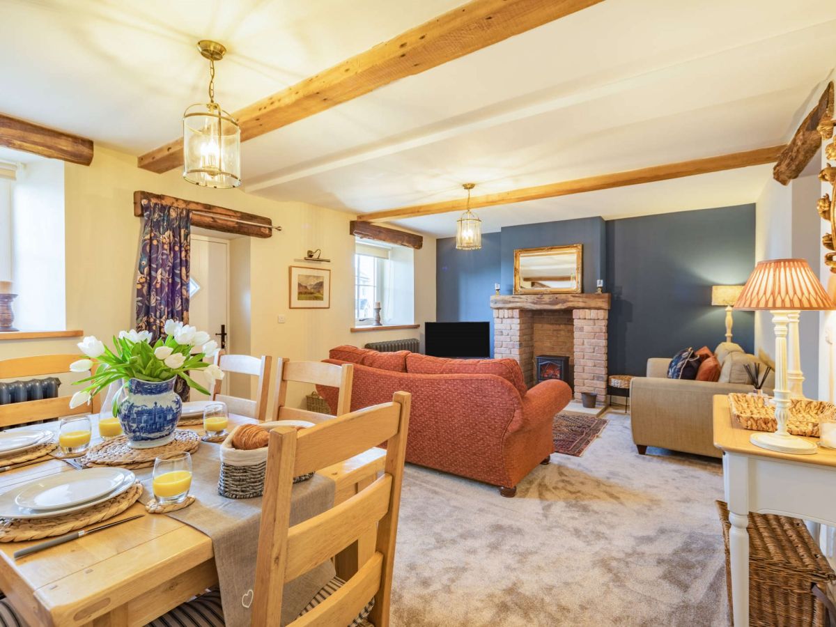 Rose Cottage - Bridekirk, listing photograph 2
