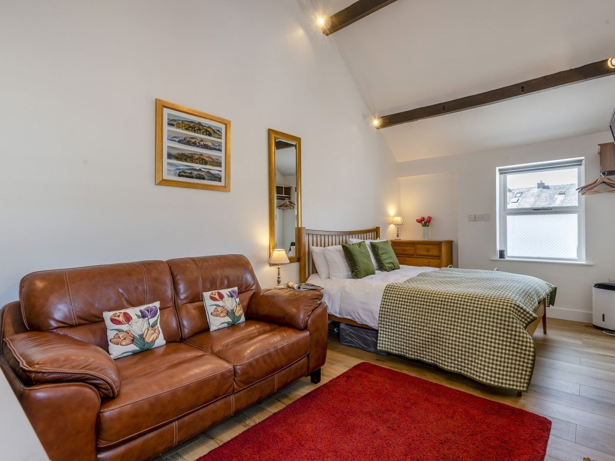 The Gables Studio, listing photograph 4