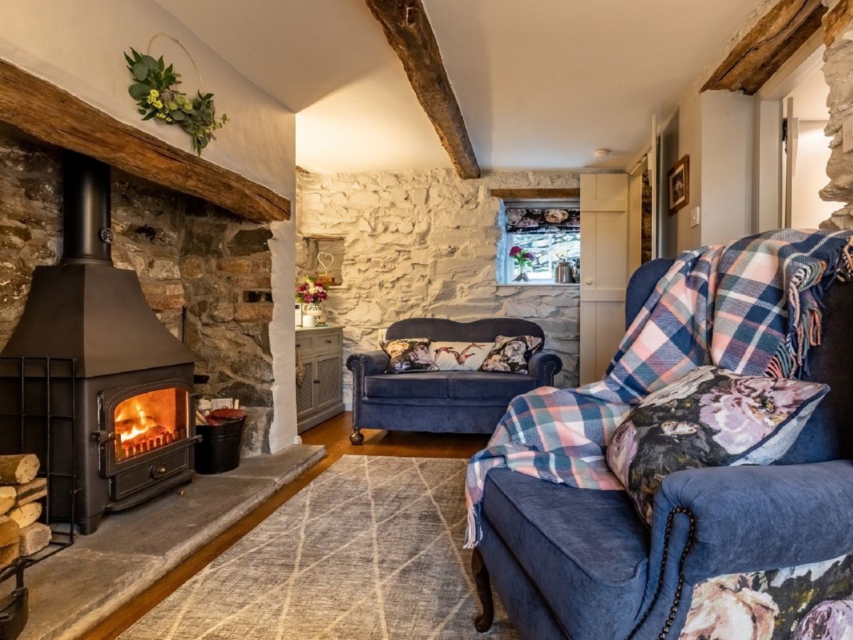 No 2 Rose Cottage, listing photograph 3