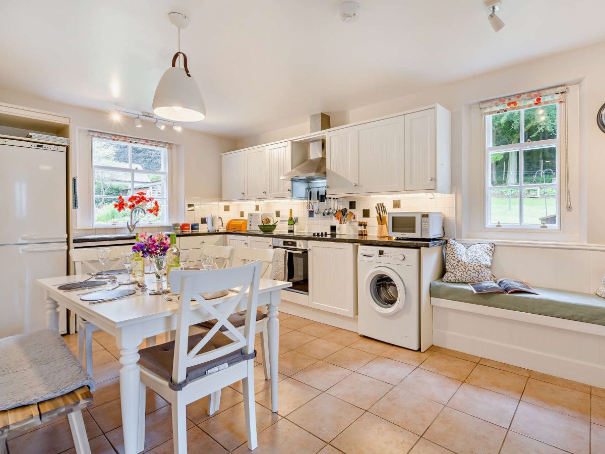 Cateran Cottage, listing photograph 11