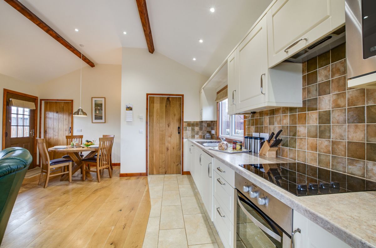 Enlli Lodge, listing photograph 6