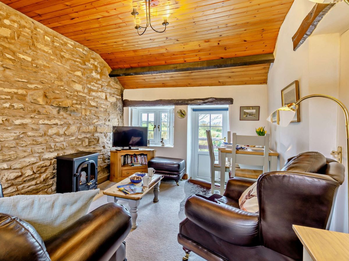 Nisthouse, listing photograph 4