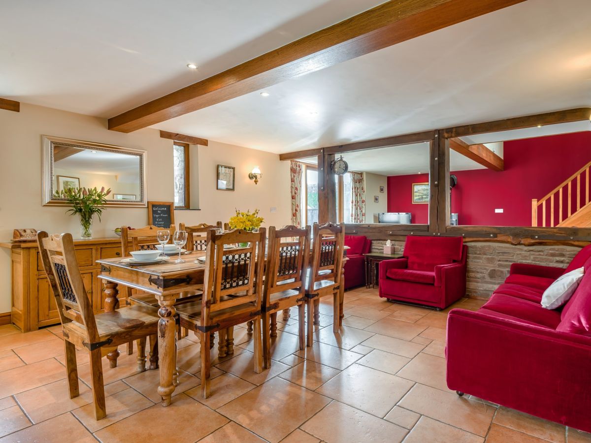 Llys Faen, listing photograph 11