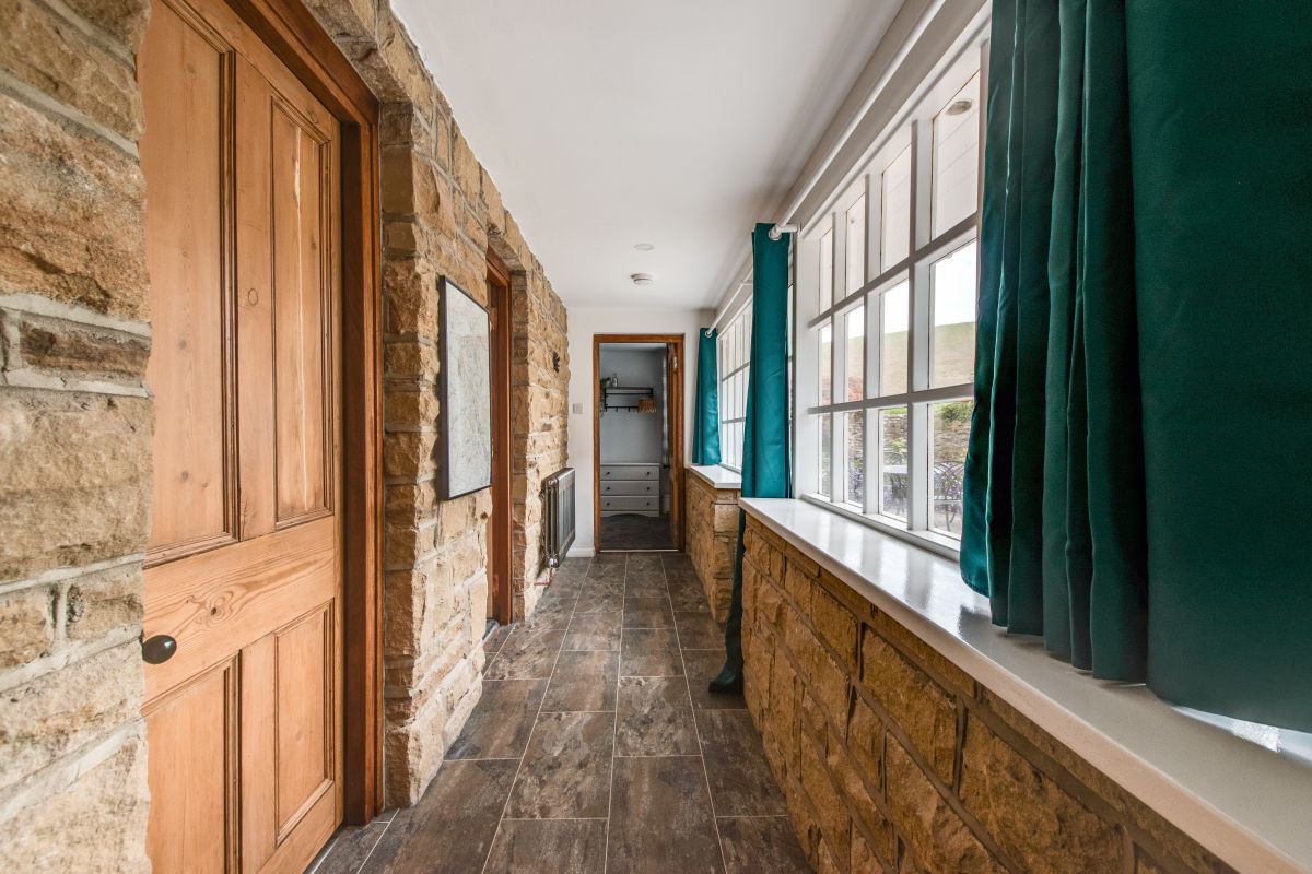 Stanton Lodge Cottage, listing photograph 9