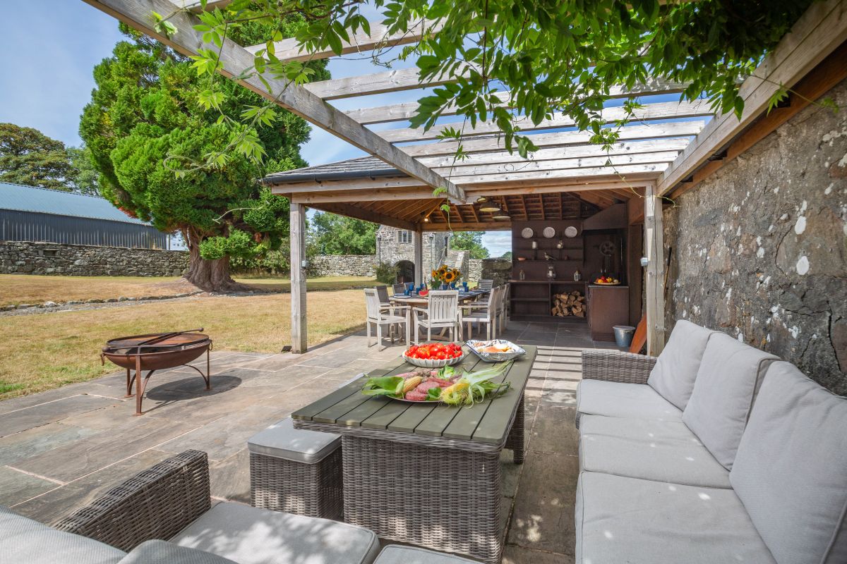 Gilar House, listing photograph 4