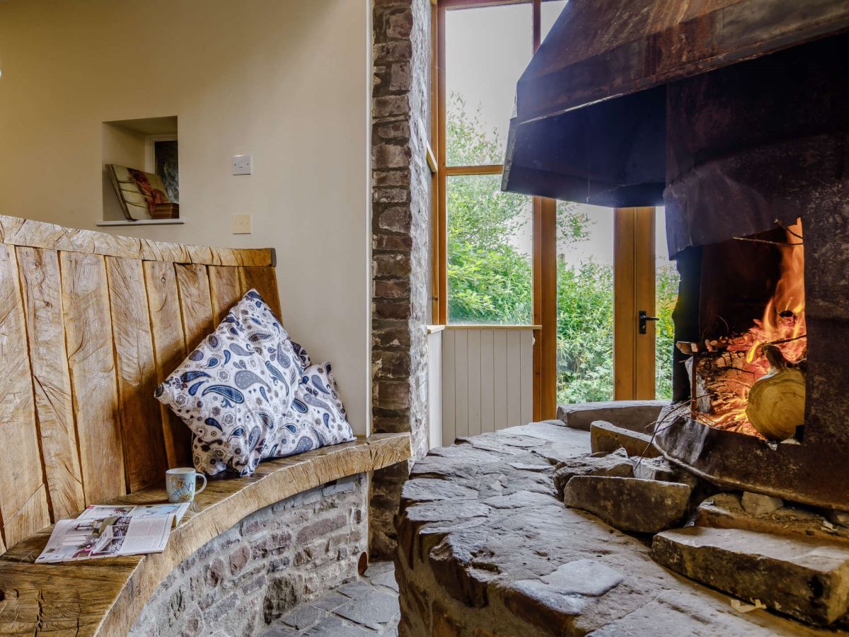 Beacons View, listing photograph 12