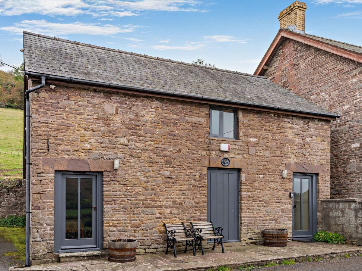 Mawr Dew Cottage, listing photograph 10