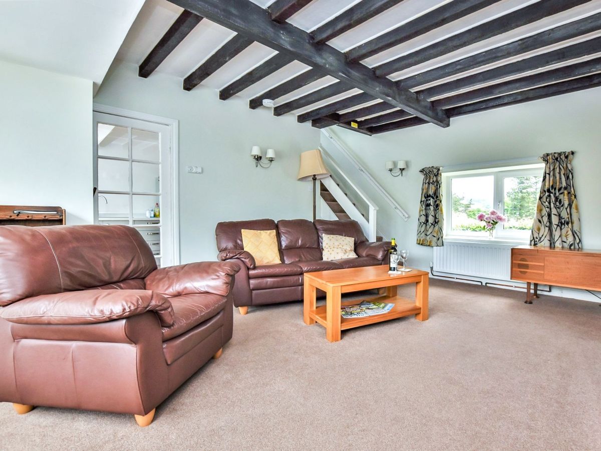 Mews Cottage - Tansley, listing photograph 5