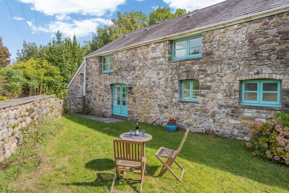 Glyn Cottage, listing photograph 2