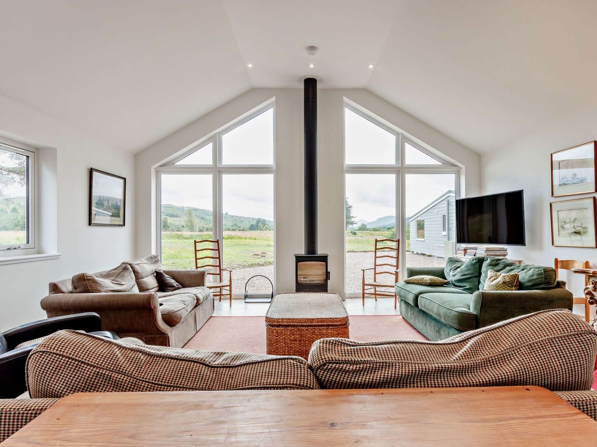 Ivy Cottage - Kilmonivaig, listing photograph 4
