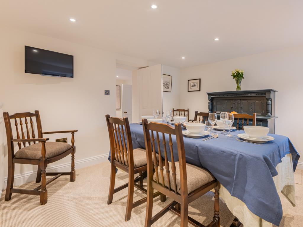 Woodbine House, listing photograph 6