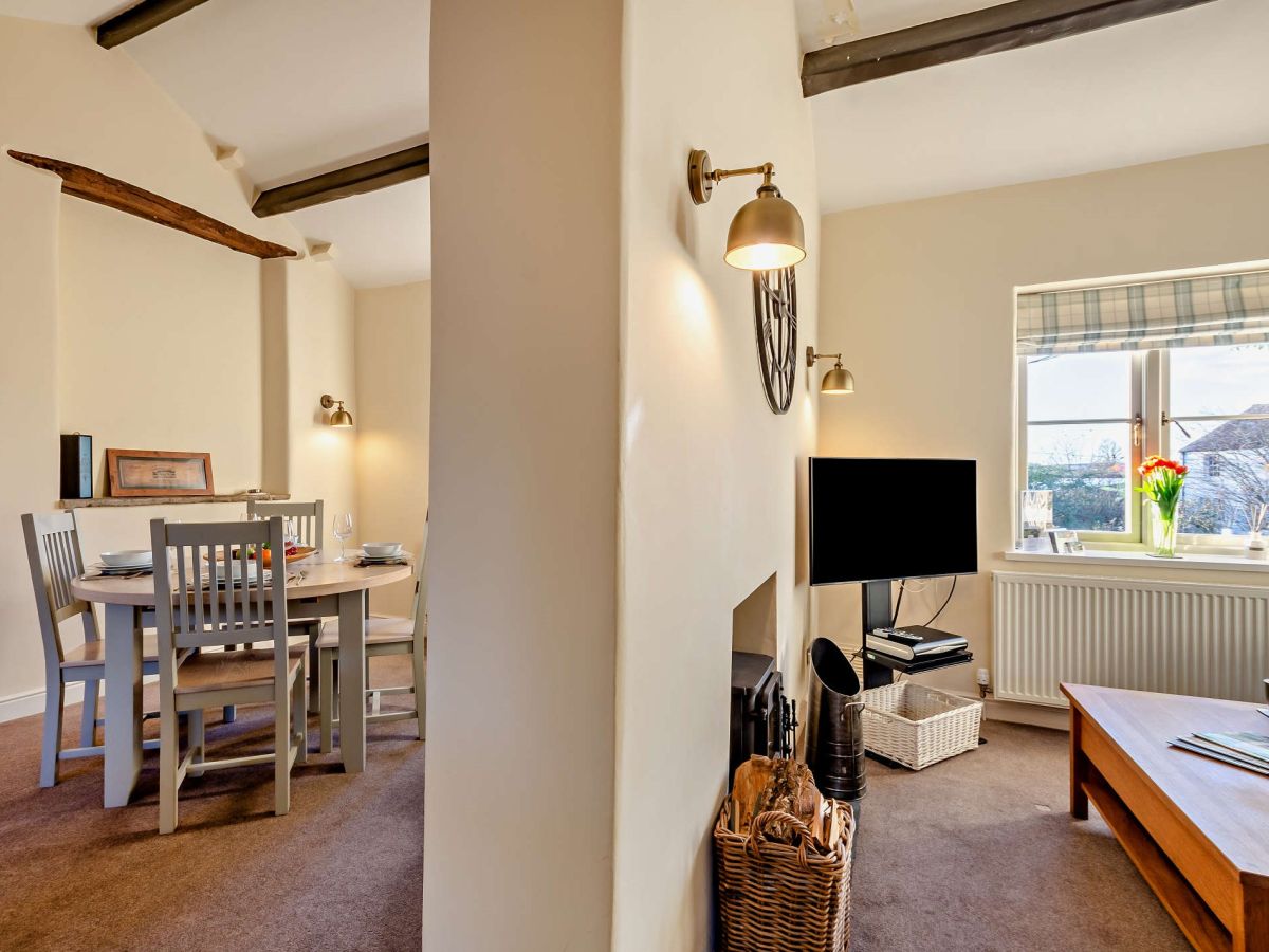 Stables Retreat, listing photograph 12