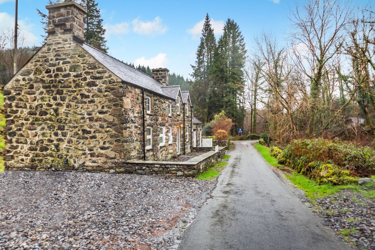 Afon Gamlan Cottage, listing photograph 5