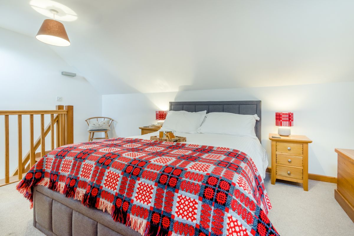 Tyddyn Llafar Cottage, listing photograph 6