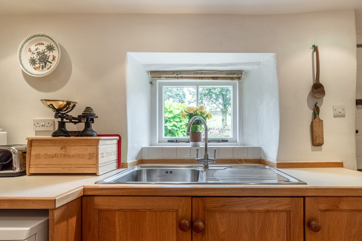 Rose Lea Cottage, listing photograph 6