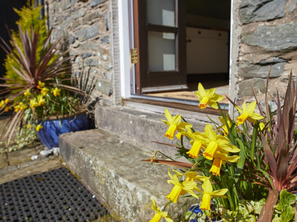 Cobbler's Cottage - Lorton, listing photograph 12