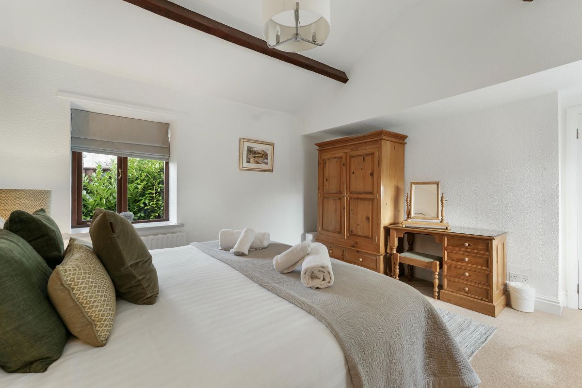 Gale House Cottage, listing photograph 4