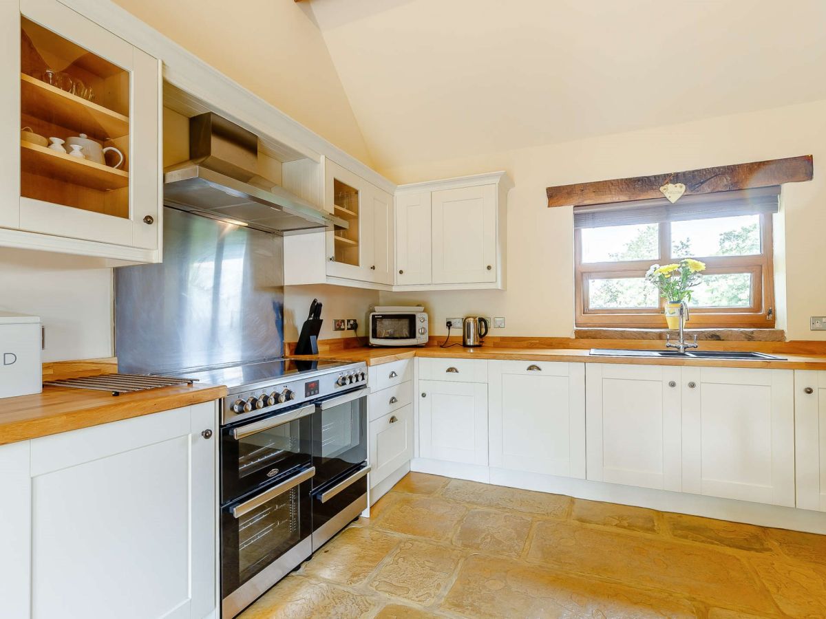 Greenhouse Cottage, listing photograph 3