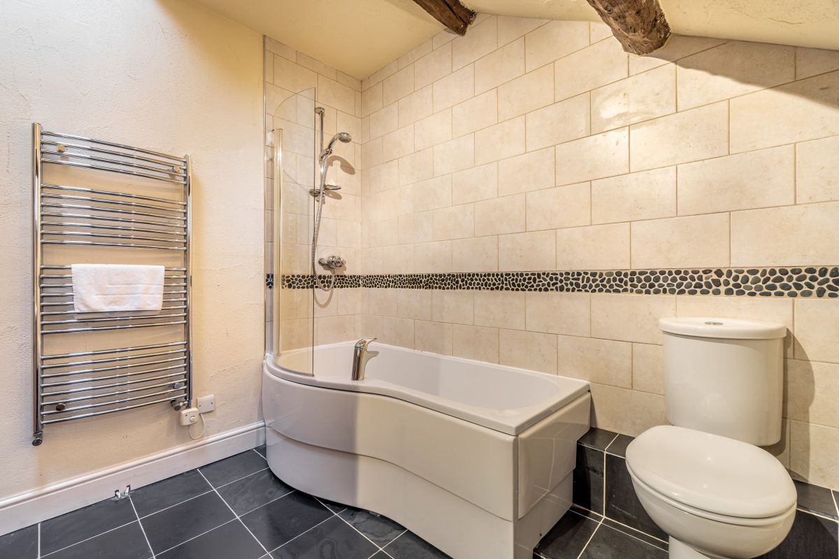 Hazelnut Cottage, listing photograph 4
