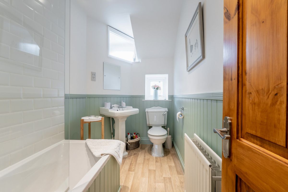 Cornflower Cottage, listing photograph 12