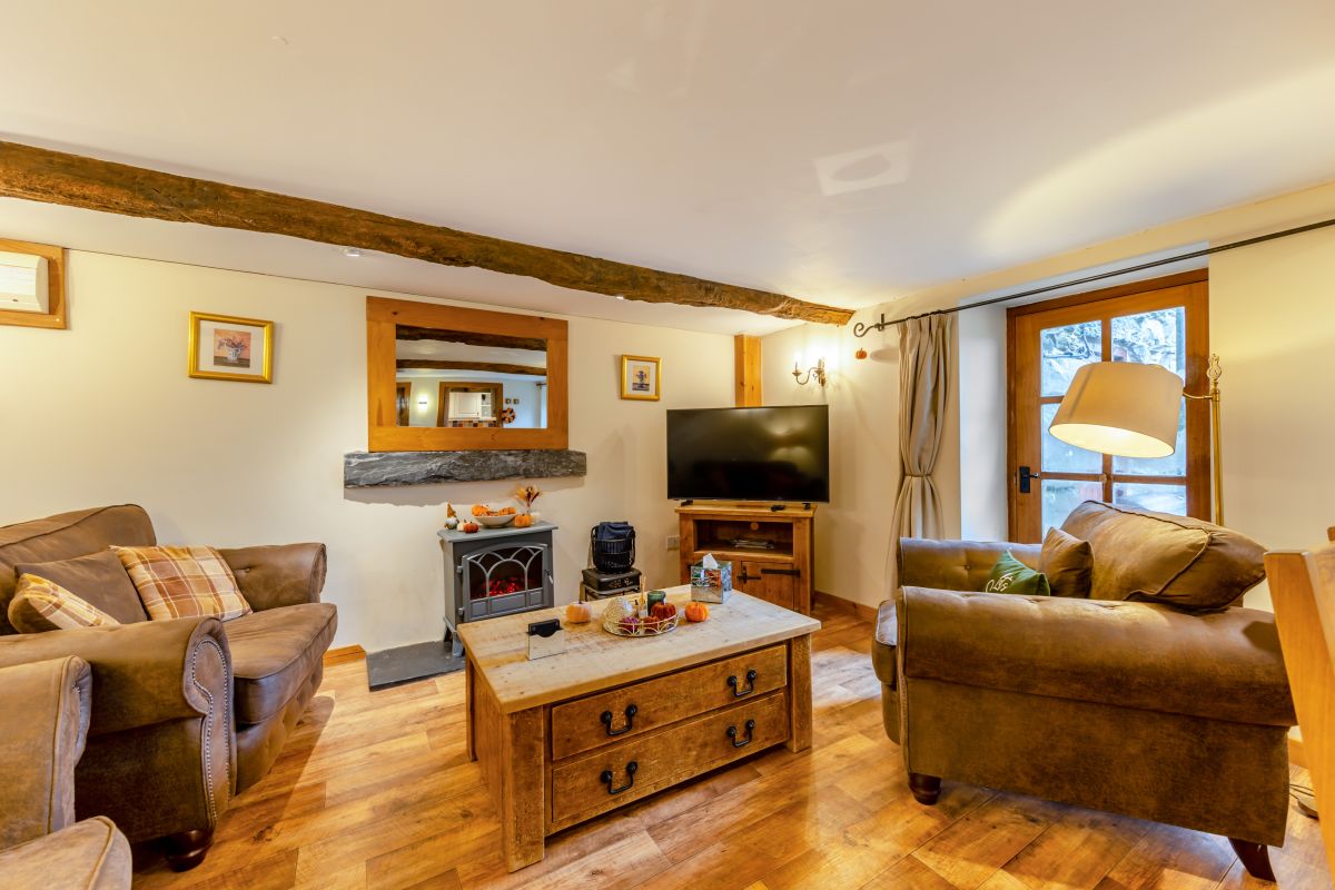 Cae Merllyn, listing photograph 4