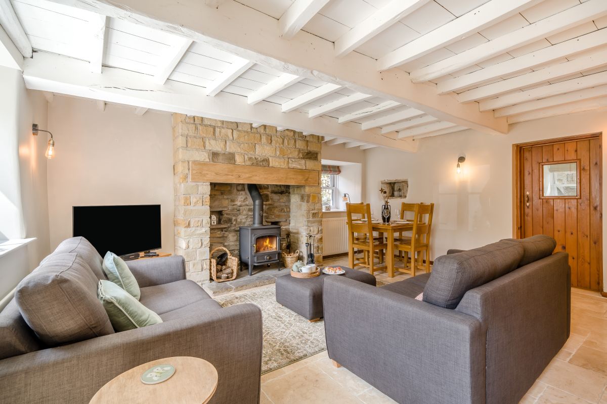 Dales Cottage, listing photograph 2