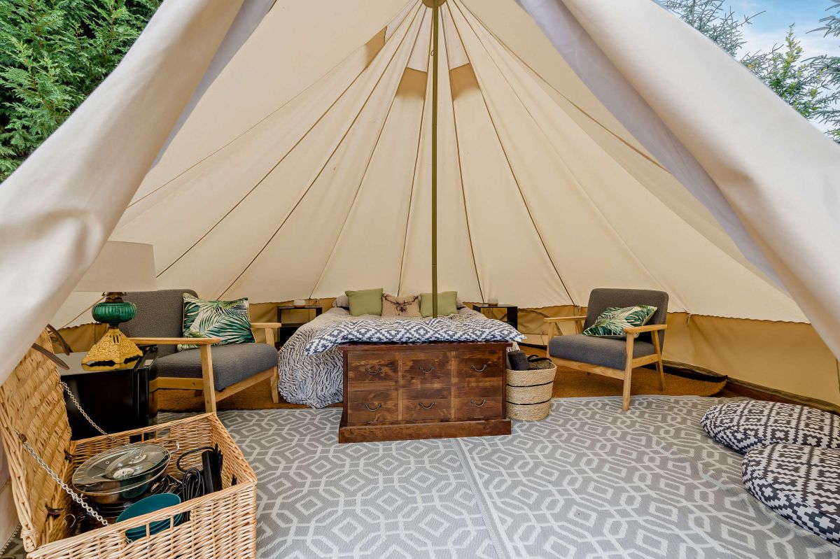 The Duck Tent, listing photograph 9