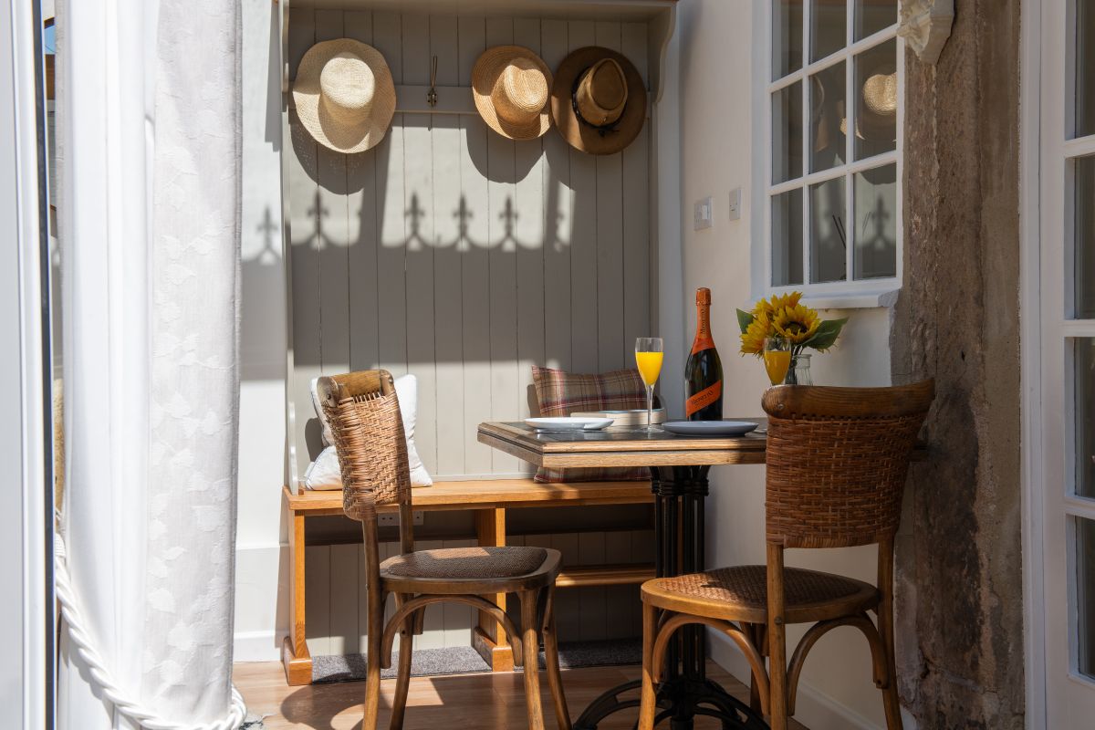 Hall Cottage Baslow, listing photograph 4