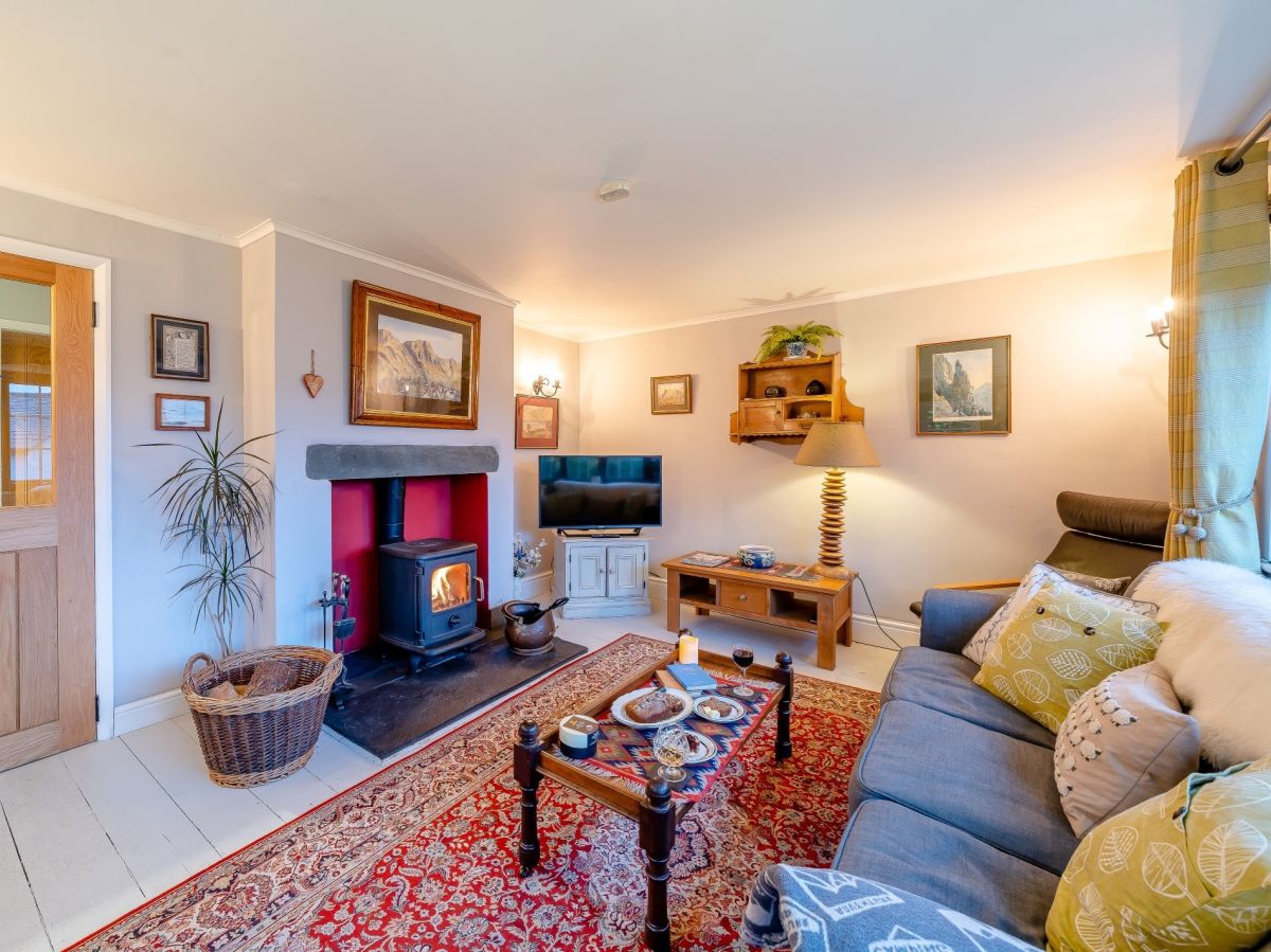 Three Springs, listing photograph 5
