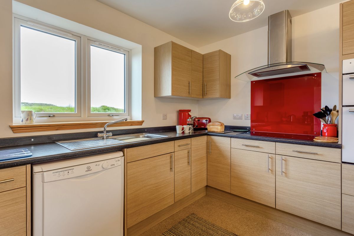 Fearna Cottage, listing photograph 4