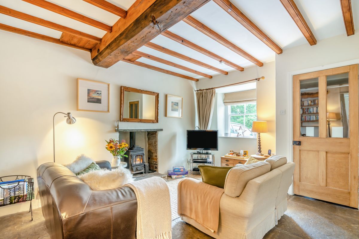 West End Cottage, listing photograph 2