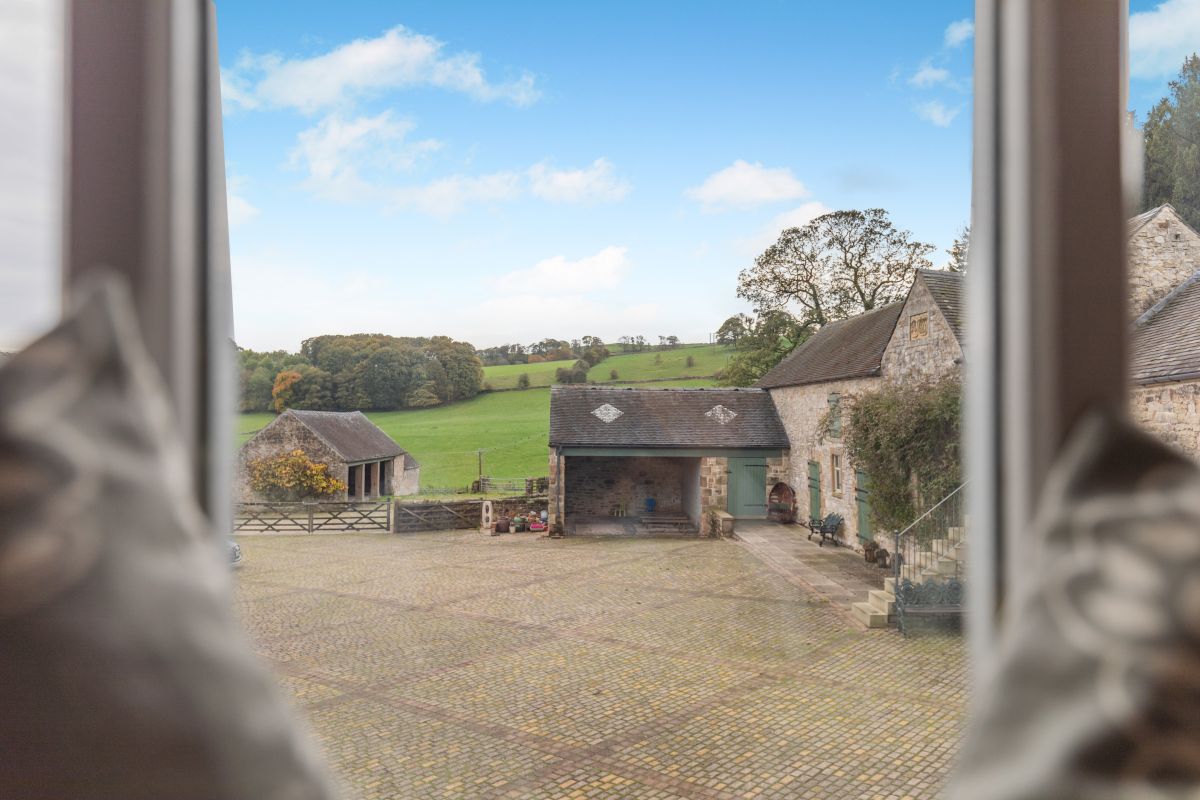 Pinster, listing photograph 5