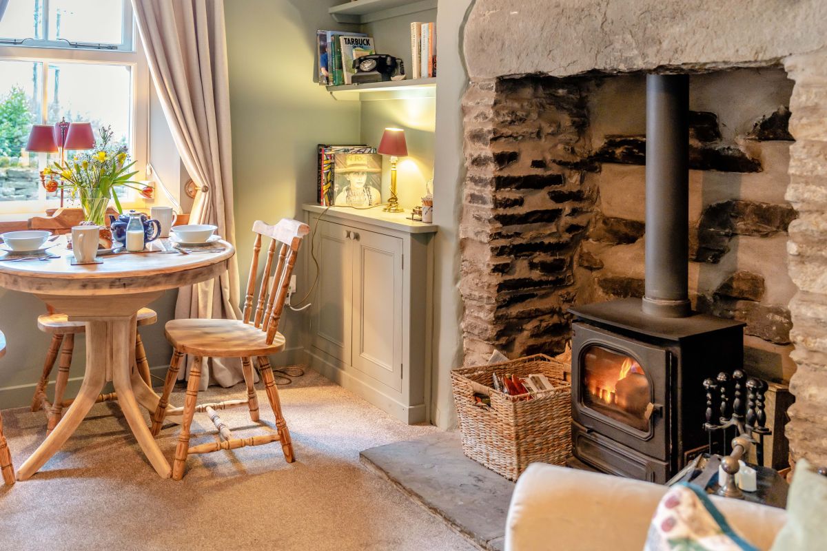 Middlegate Cottage, listing photograph 3