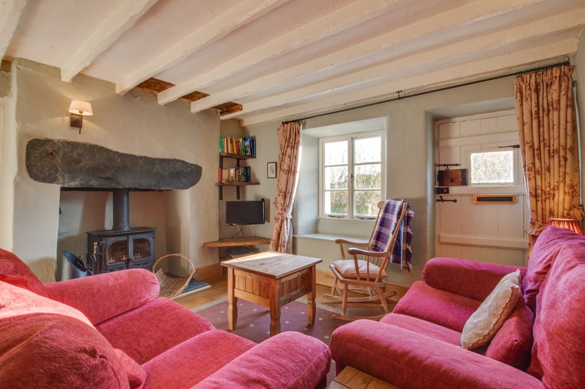 Slaters Cottage, listing photograph 4