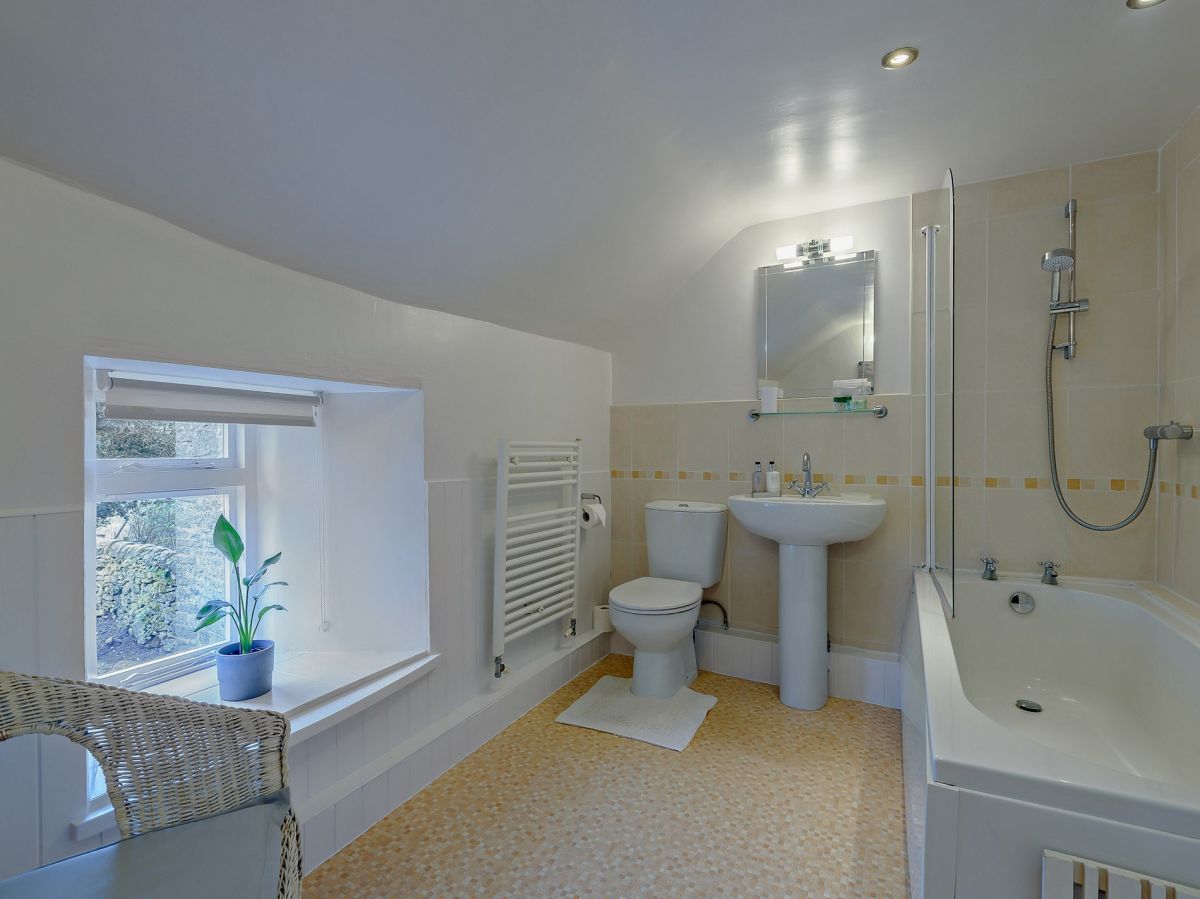 Chapel Cottage - Peak, listing photograph 11