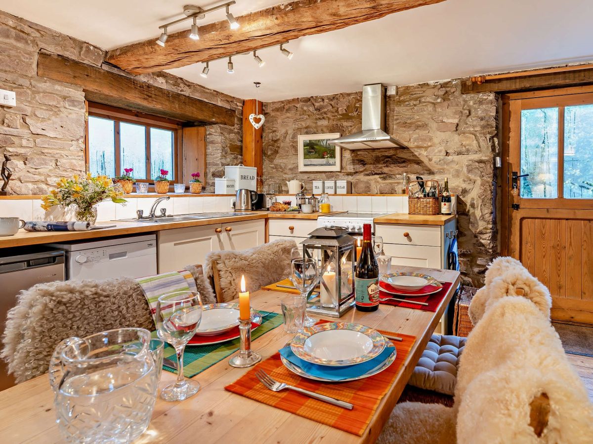 Far Away Cottage, listing photograph 4