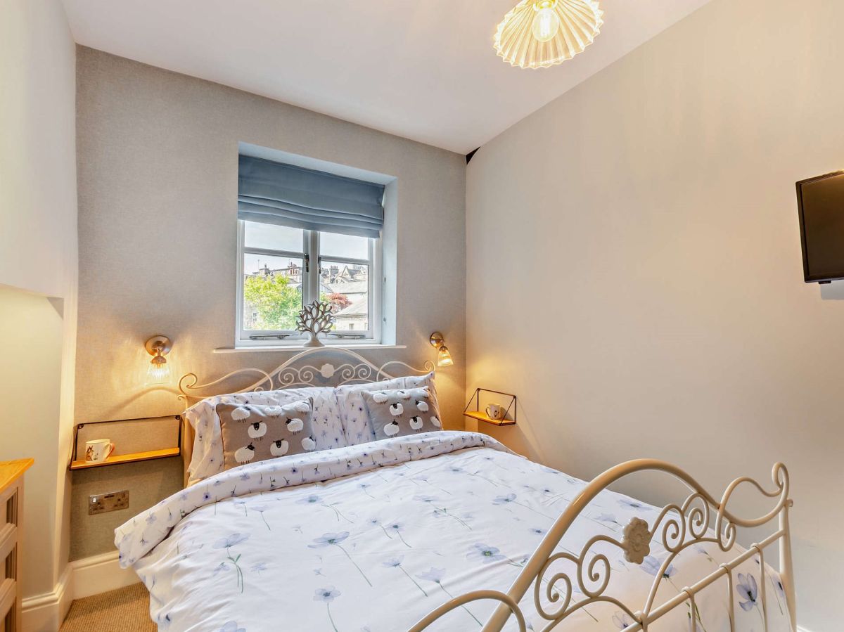 Corner Cottage - Kirkby Lonsdale, listing photograph 4