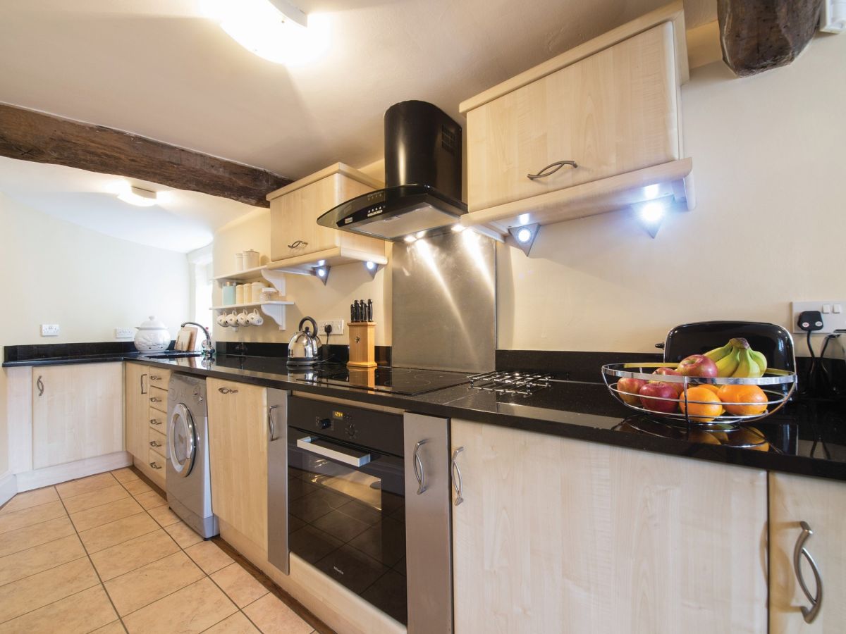 Baslow Cottage, listing photograph 7