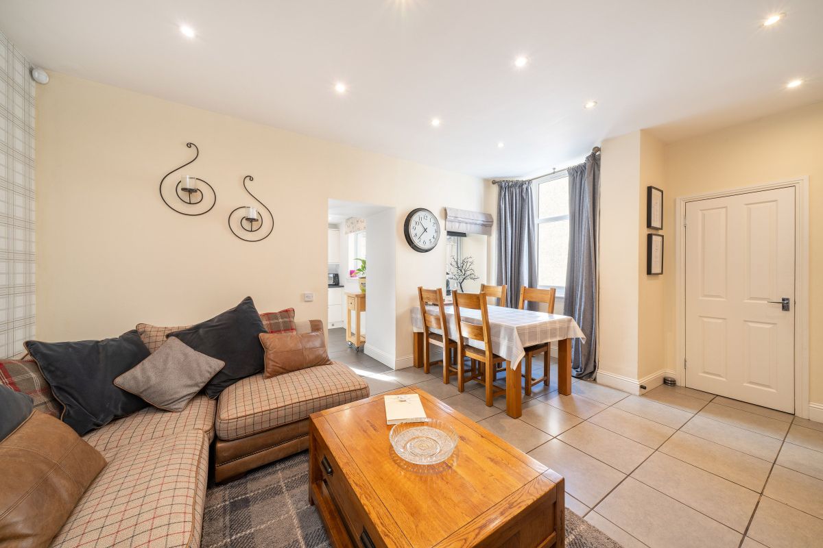 Fionas Cottage, listing photograph 6