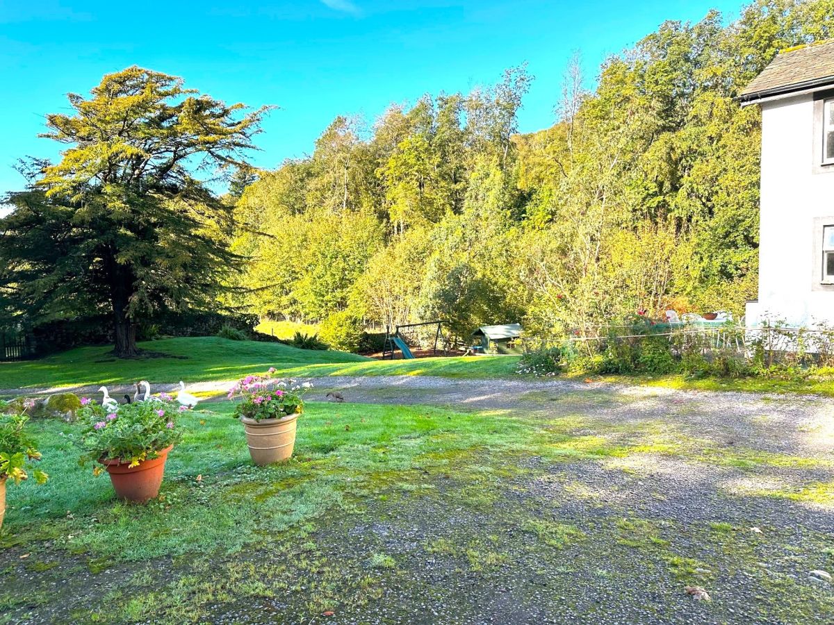 Mite Villa, listing photograph 4
