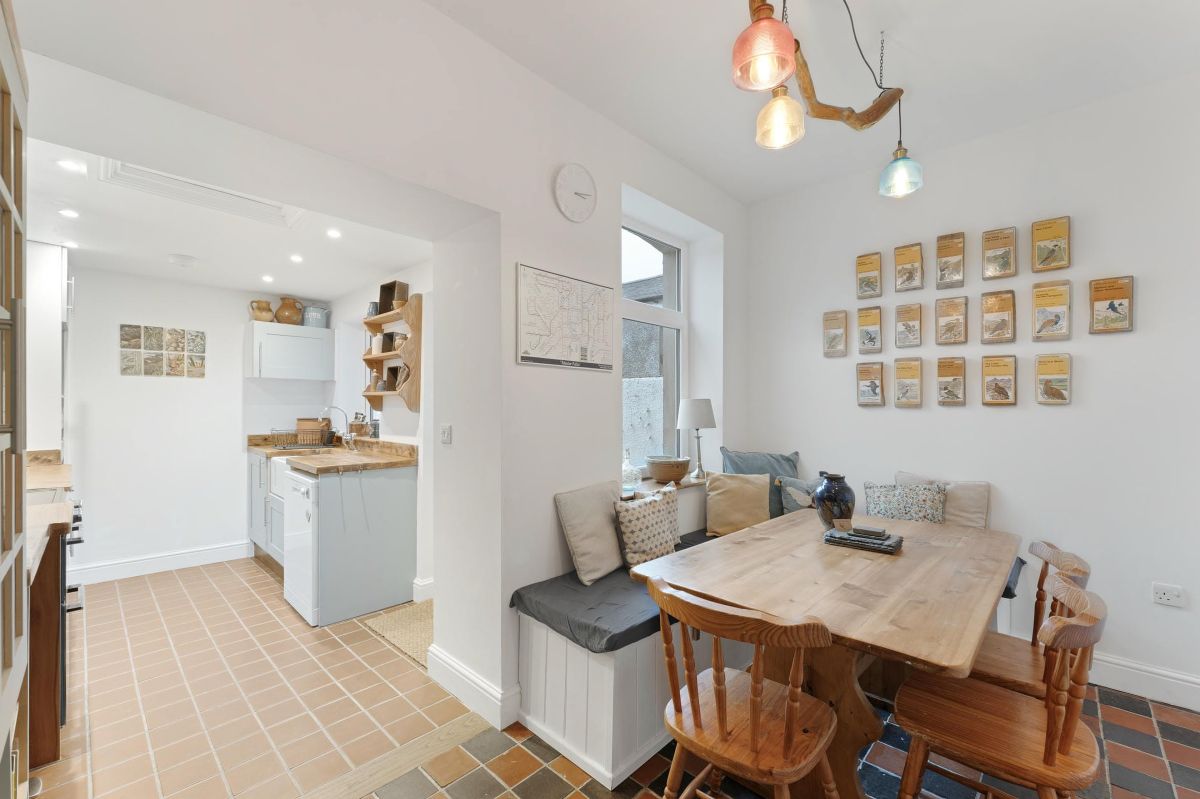 Swift House, listing photograph 11